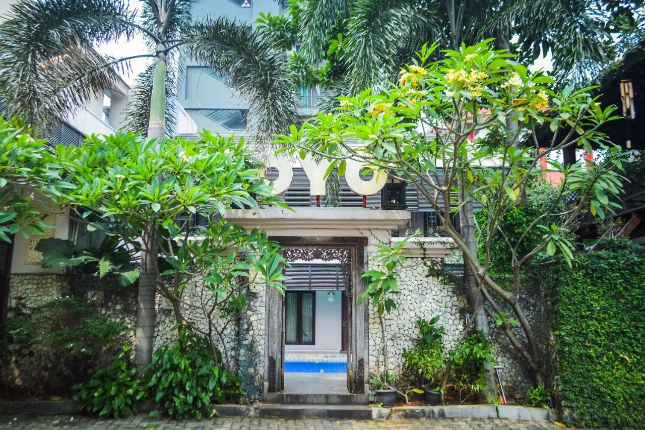 Oyo 107 Kusuma Kemang Suite Jakarta Exterior photo